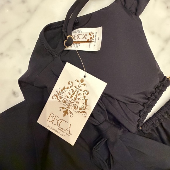 Becca Viviana Color Code V-Wire One-Piece Swimsuit - NWT - Picture 5 of 7